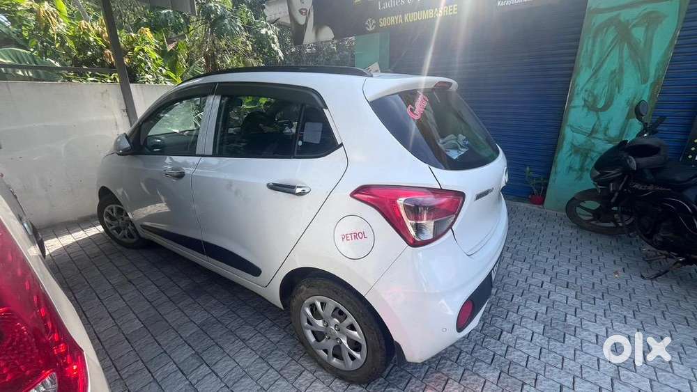 Hyundai Grand I10 2018 Petr (ex Iaf )well Maintained