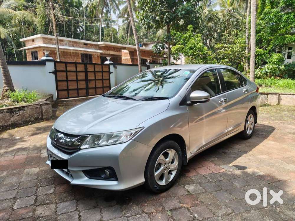 Honda City V (manual) 2014