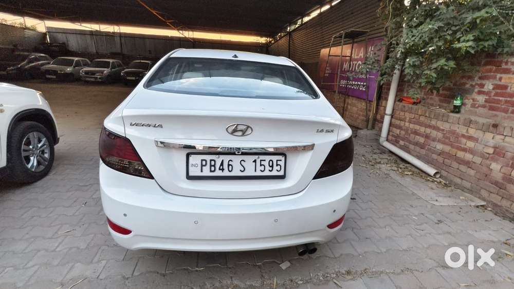 Hyundai Fluidic Verna 2014