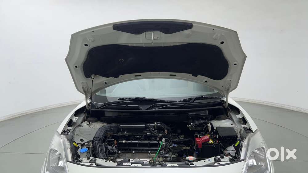 Maruti Suzuki Swift 1.3 Lxi, 2023, Petrol