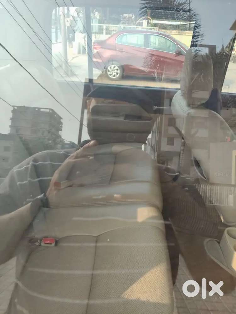 Ford Endeavour 4x4 2012 Model