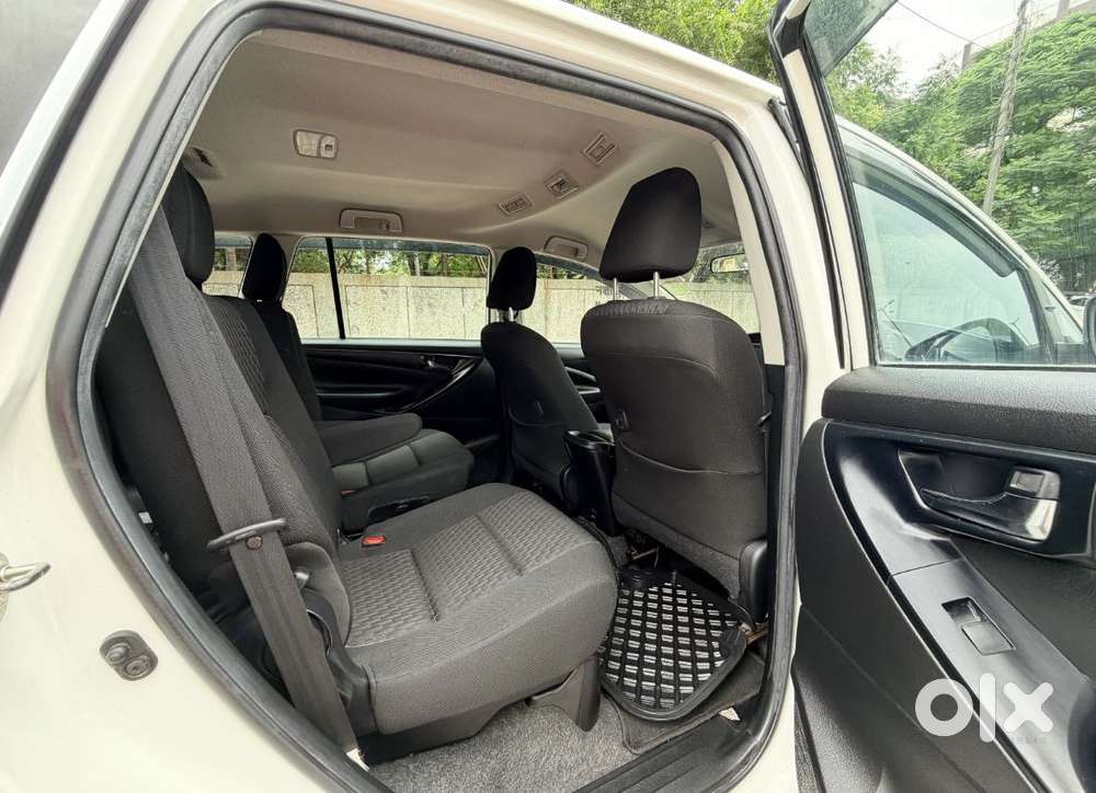 Toyota Innova Crysta [2020-ongoing] 2.4 Gx At 7 Str, 2021, Diesel