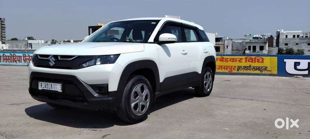 Maruti Suzuki Brezza 1.5 Lxi Smart Hybrid, 2024, Petrol