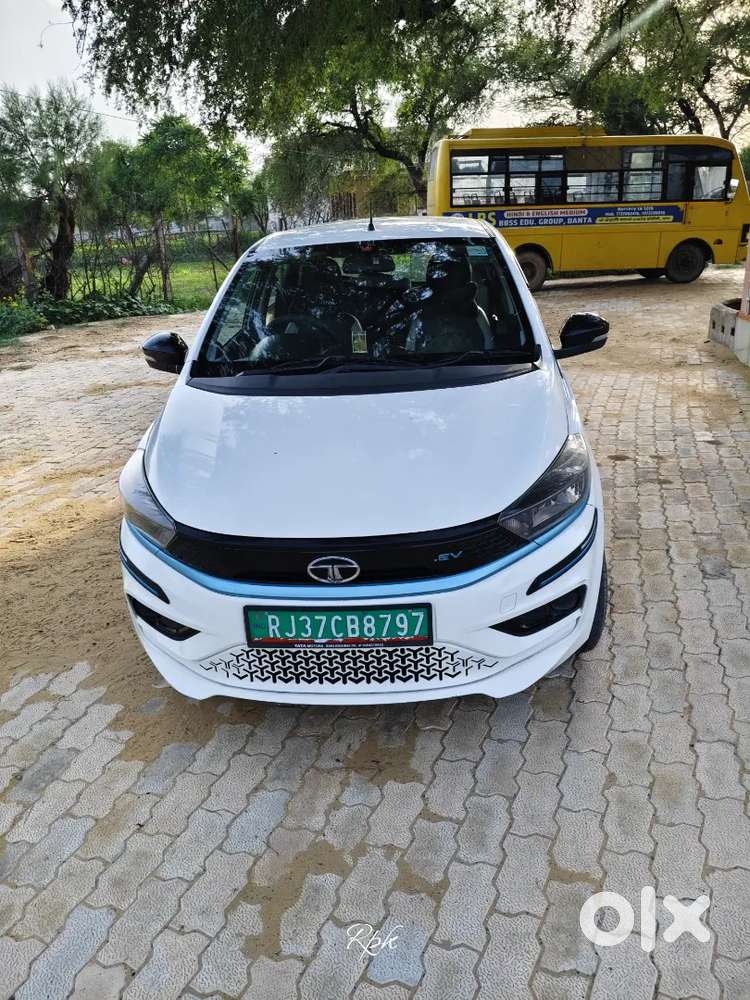 Tata Tiago EV XT 2023 - Photo 1