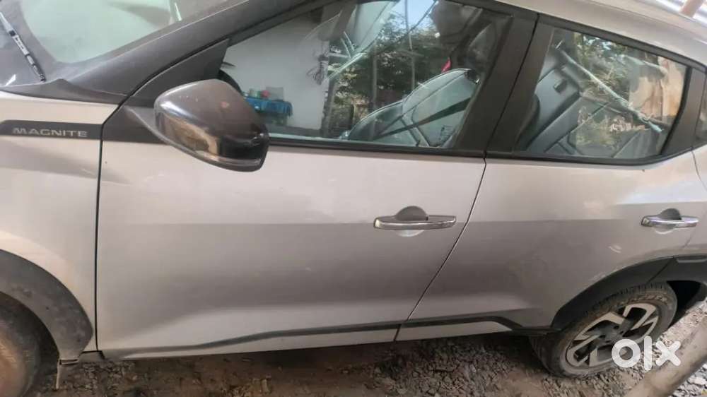 Nissan Magnite 1.0 Xv 2022 Variant 1st Owner