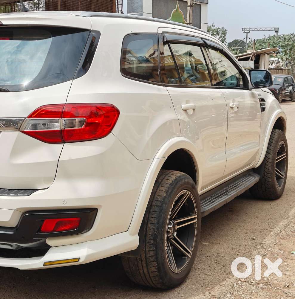 Ford Endeavour 2.2 Titanium At 4x2, 2018, Diesel