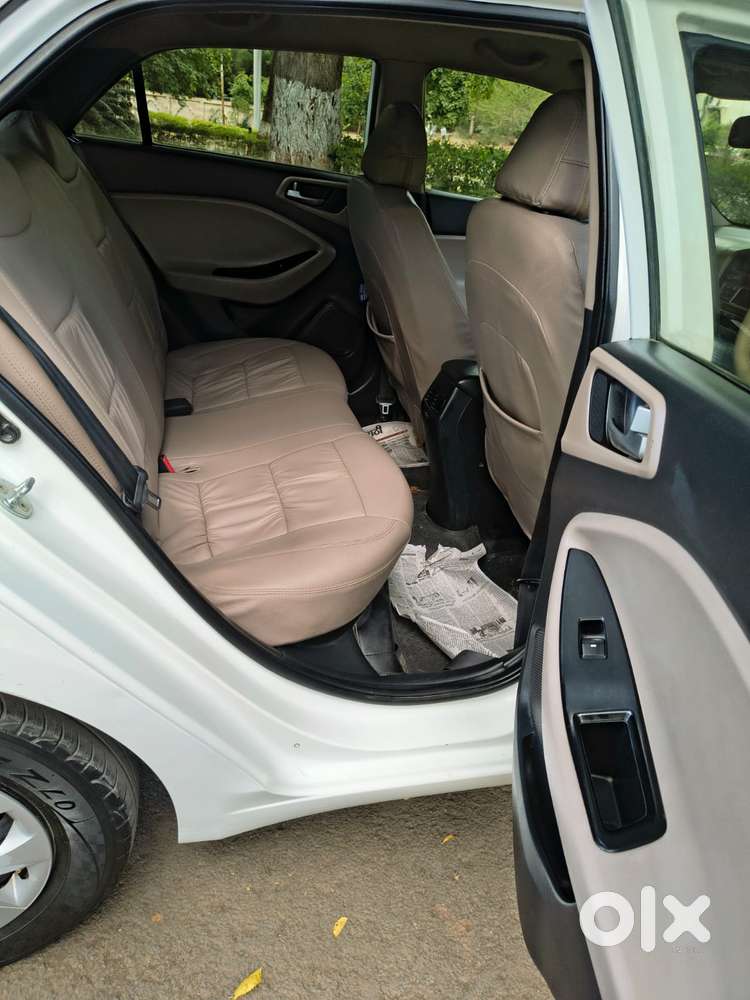 Hyundai Elite I20 Sportz (o) 1.2, 2016, Petrol