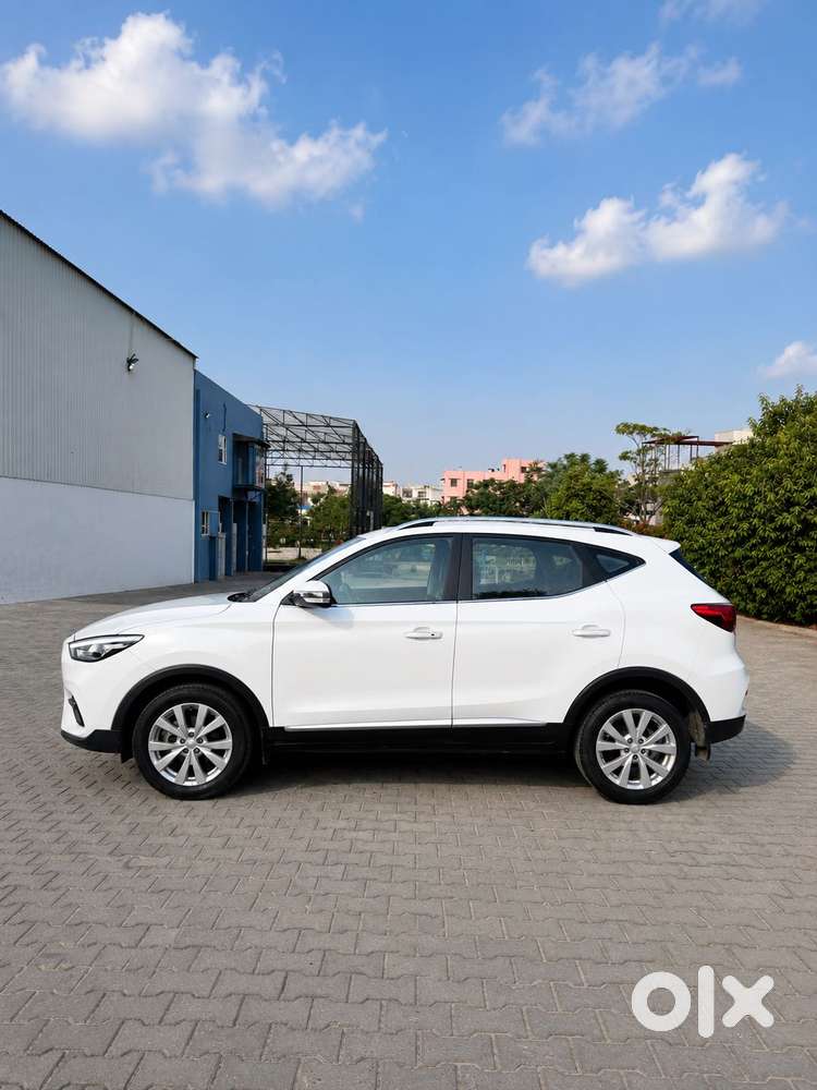 Mg Astor Shine 1.5 Mt (ivory), 2024, Petrol