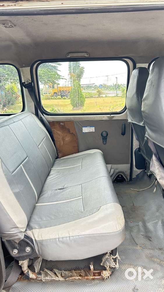 Maruti Suzuki Eeco 5 Str Ac (o), 2016, Petrol