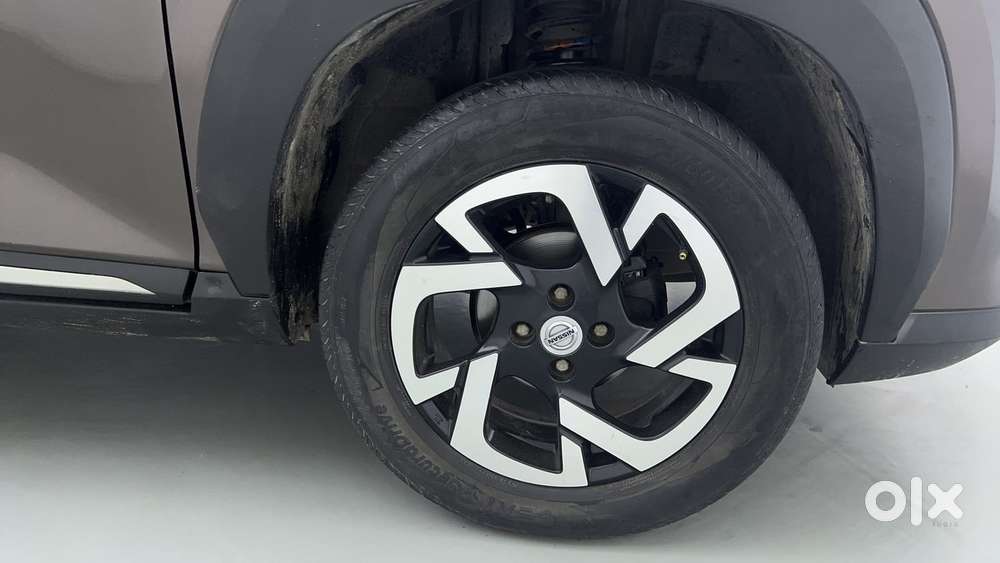 Nissan Magnite Xv Turbo, 2022, Petrol