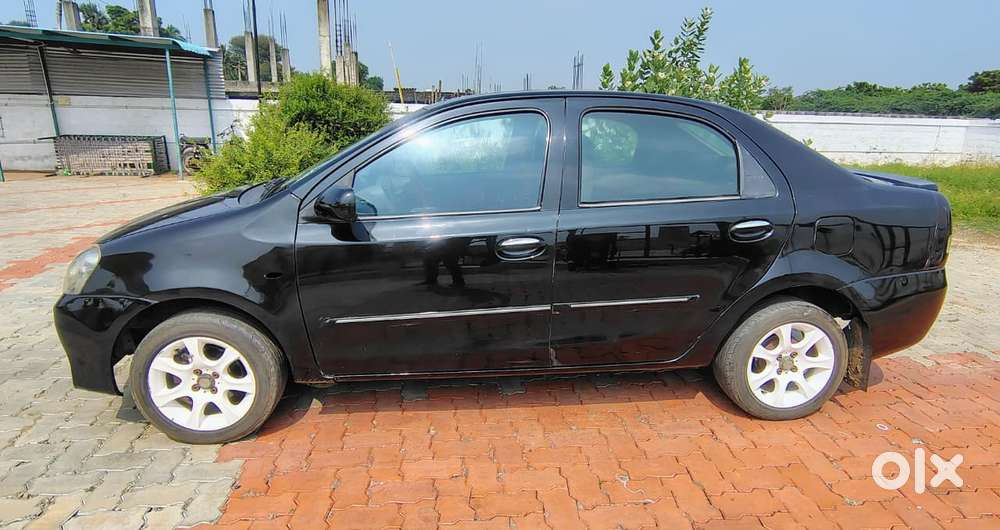 Toyota Etios, 2011, Petrol