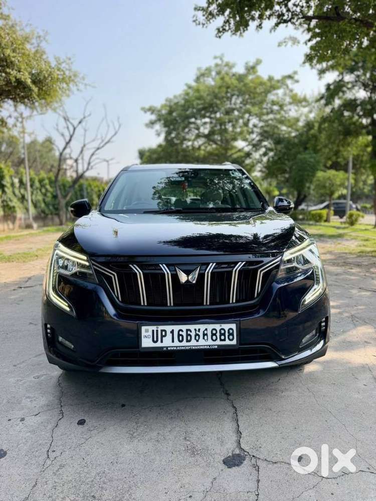 Mahindra Xuv700 2.0 Ax 7 Petrol At Str, 2023, Petrol