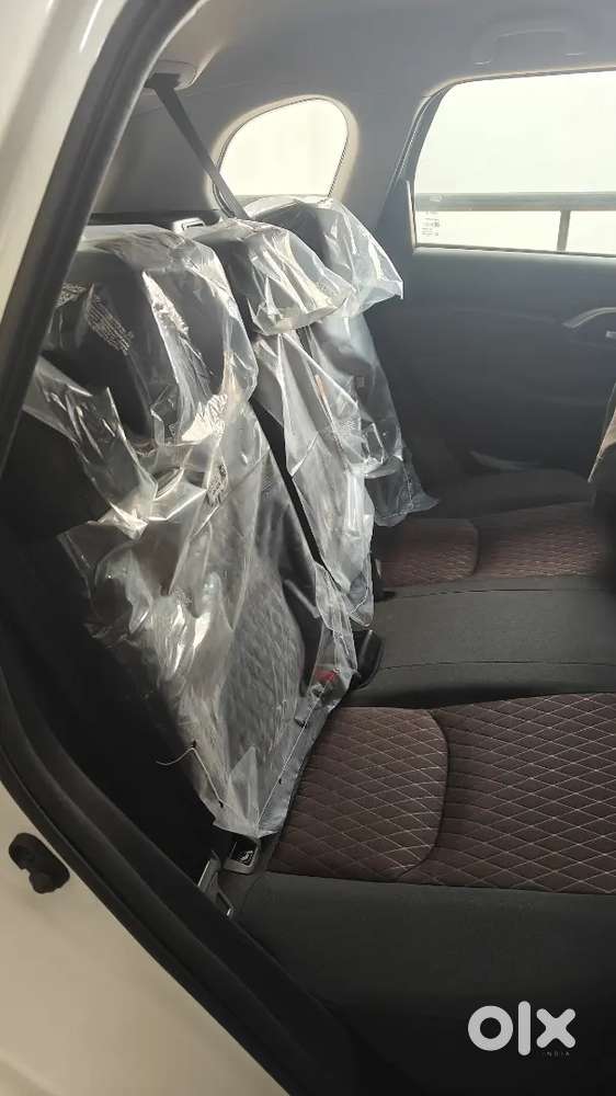 Maruti Suzuki Grand Vitara 2026 Petrol 3650 Km Driven