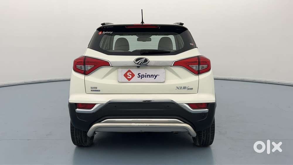 Mahindra Xuv300 W8 (o) 1.5 Diesel Amt, 2021, Diesel