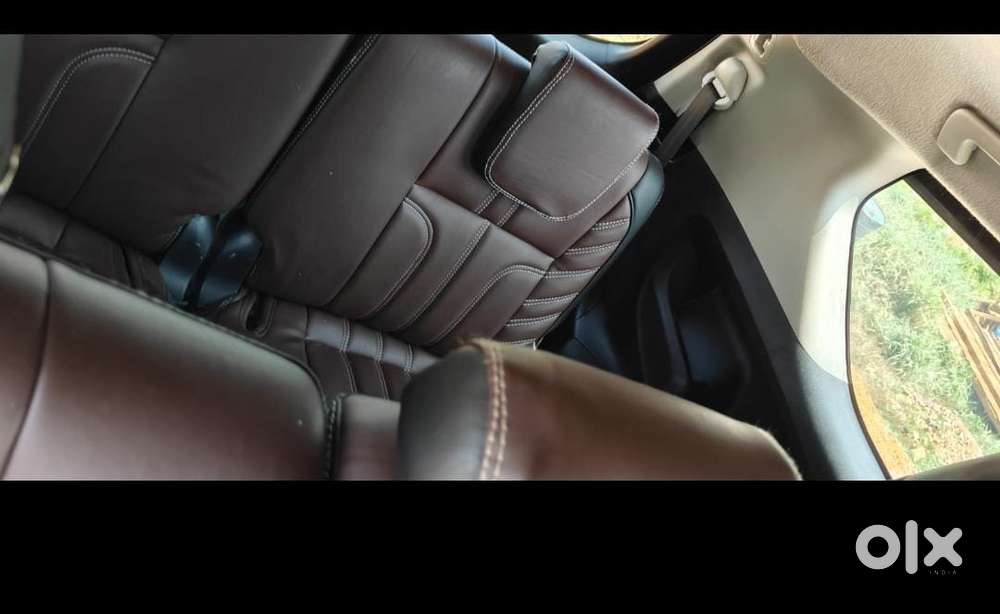 Toyota Innova Crysta 2.4 G Mt, 2016, Diesel