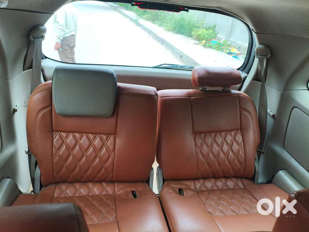 Toyota Innova 2.5 G (diesel) 8 Seater, 2010, Diesel