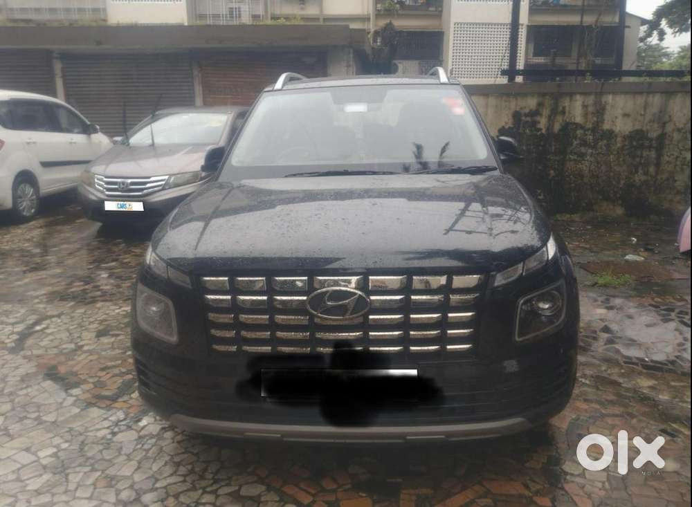 Hyundai Venue Petrol Manual 2025