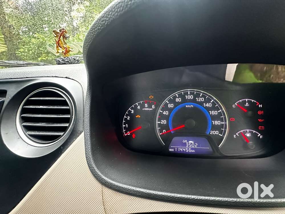 Hyundai Grand I10 2014 Diesel 110000 Km Driven