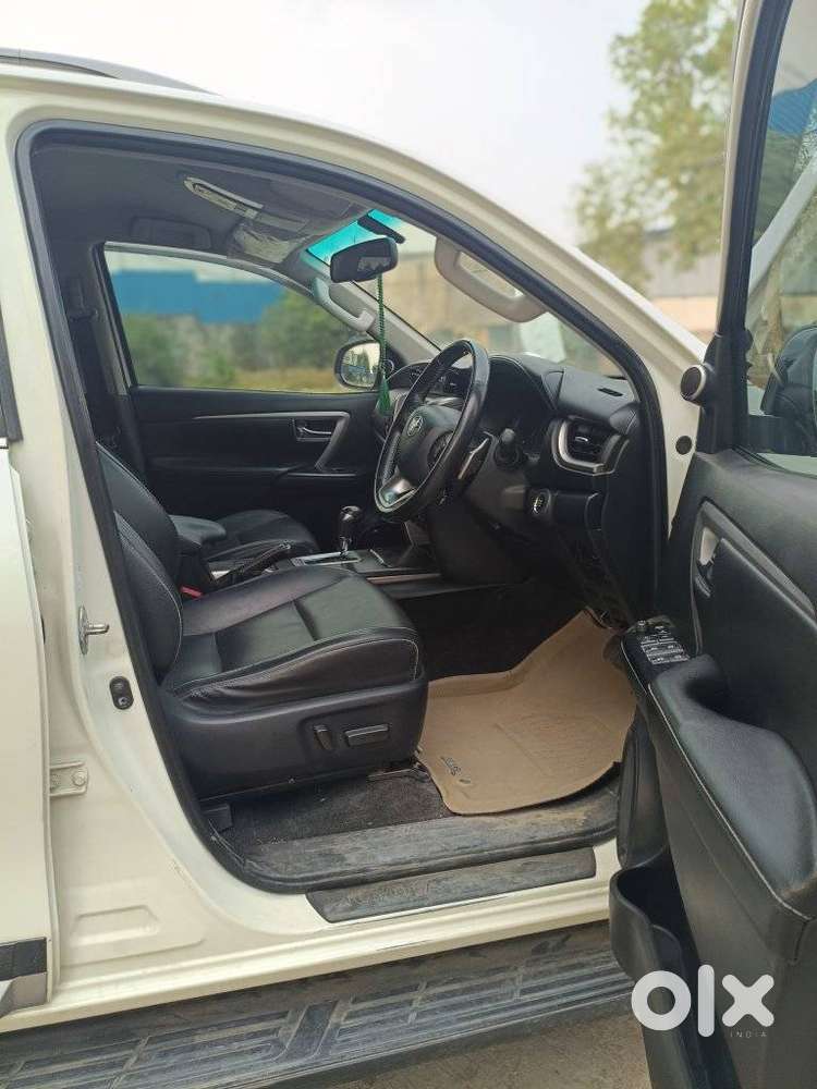 Toyota Fortuner 4x2 At 2.8 Diesel, 2021, Diesel