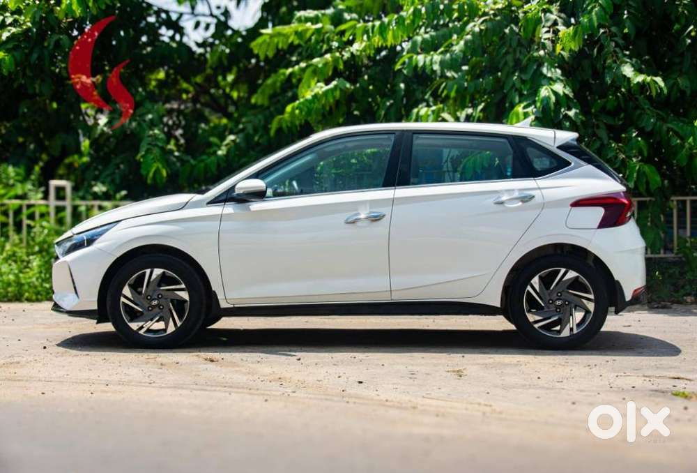 Hyundai I20 Asta (o) 1.2 Mt, 2023, Petrol