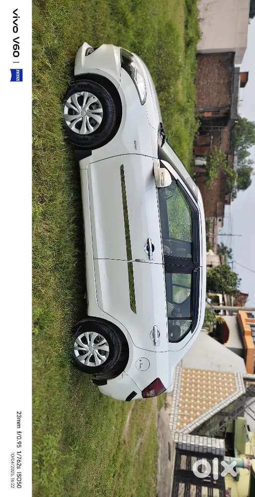 Maruti Suzuki Dzire 2015