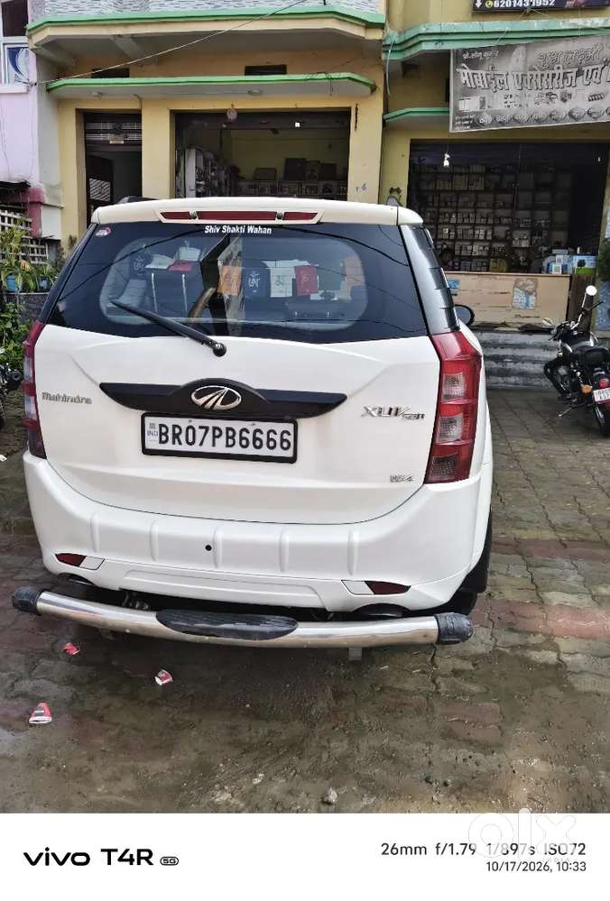 Mahindra Xuv500 2.2 W4 2017