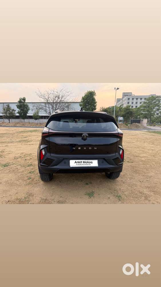 Tata Nexon Creative Plus S 1.2 Revotron Petrol 6 Amt Dt, 2025, Petro..