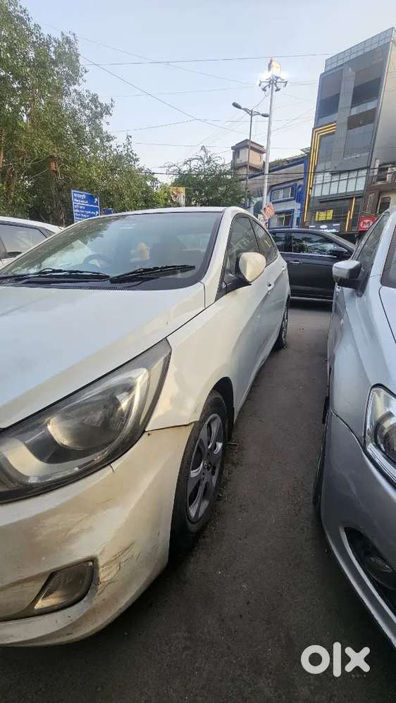 Hyundai Verna 2012