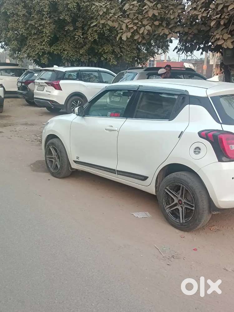 Maruti Suzuki Swift 2023 November