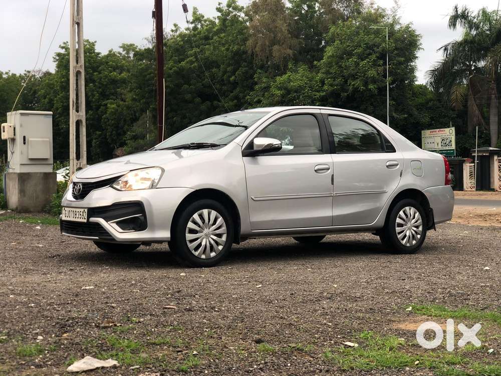 Toyota Etios 1.5 V, 2017, Petrol