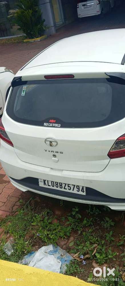 Tata Tiago 1.2 Revotron Xe Option, 2022, Petrol