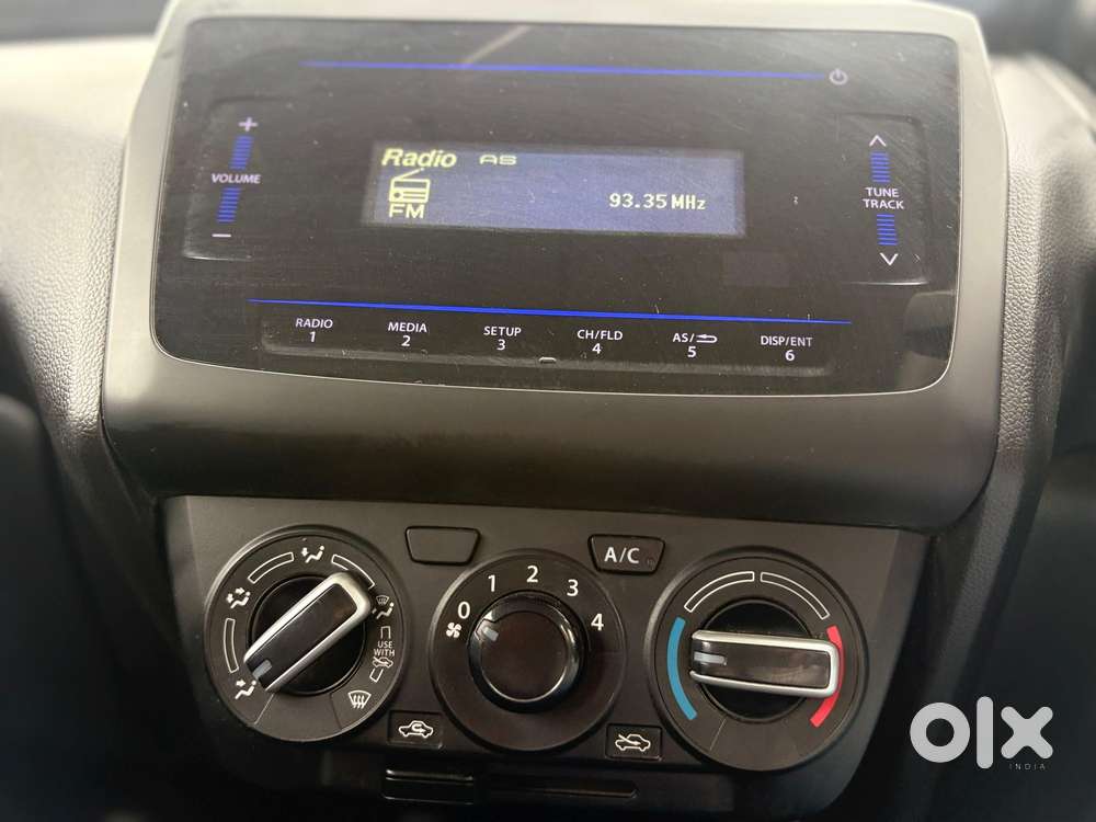 Maruti Suzuki Swift 1.2 Vxi (o), 2023, Petrol