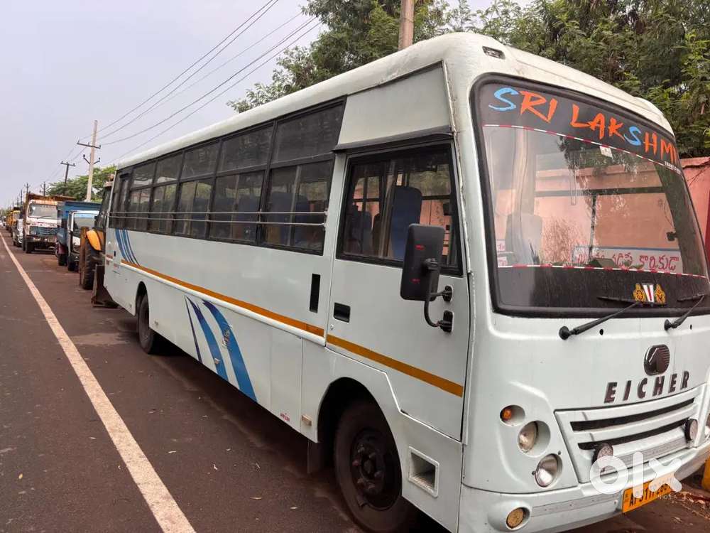 Good Vehicle.no Aney Single Repair.new Battery.look Like A New Bus