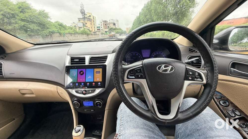Hyundai Verna Petrol 2011 Year