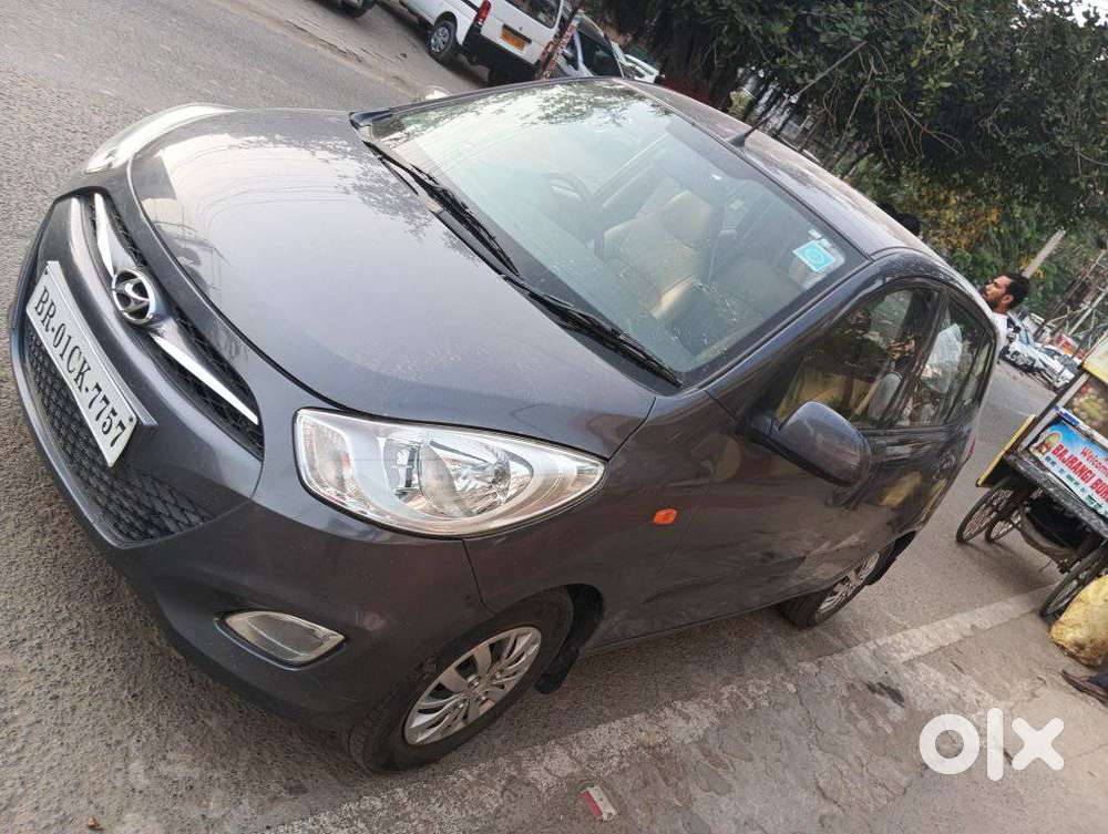 Hyundai I10 Sportz, 2015, Petrol