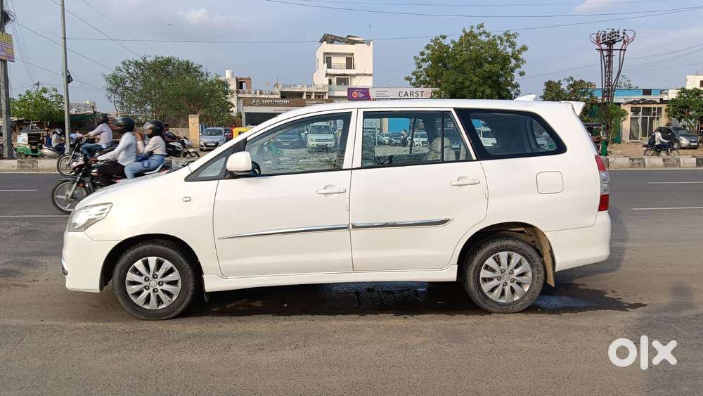 Toyota Innova 2.5 G (diesel) 7 Seater Bs Iv, 2013, Diesel