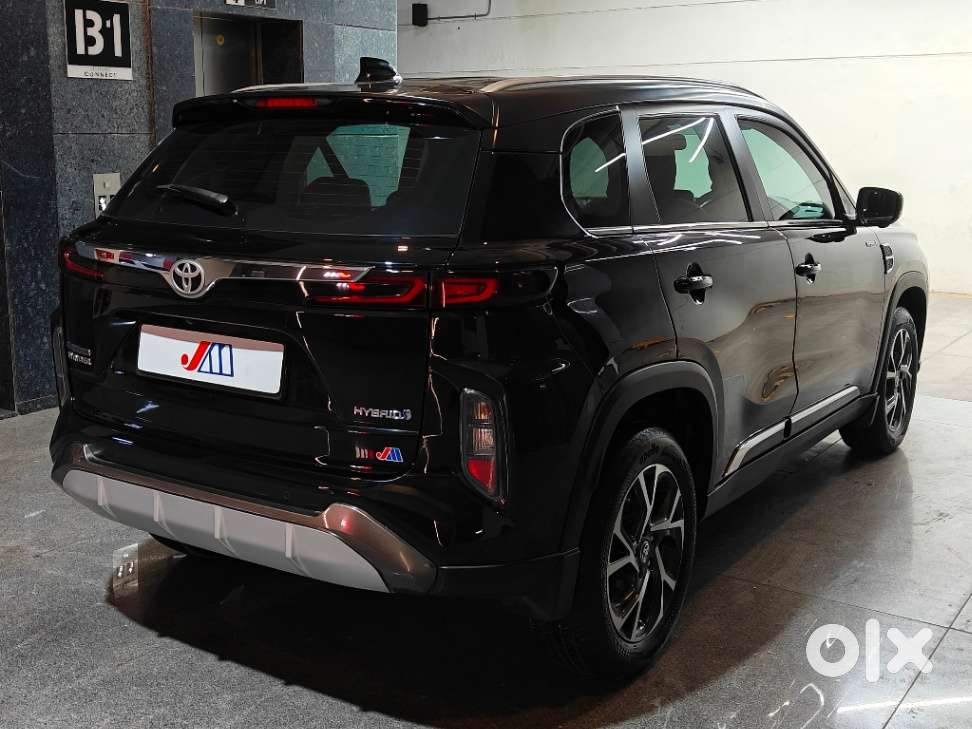 Toyota Urban Cruiser Hyryder 1.5 V Hybrid, 2023, Petrol