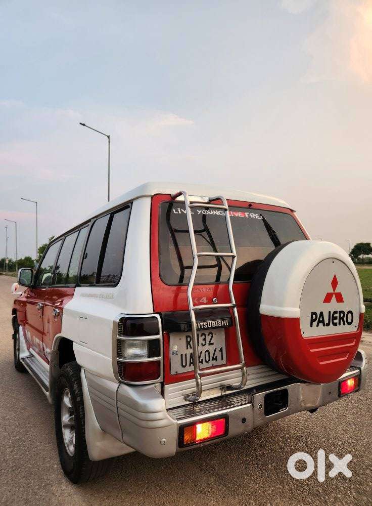 Mitsubishi Pajero 2.8 Sfx Bsiv Dual Tone, 2011, Diesel