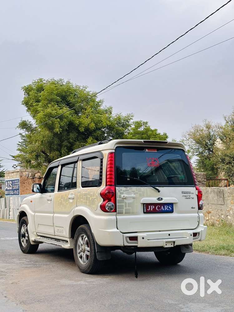 Mahindra Scorpio Vlx 4wd, 2013, Petrol