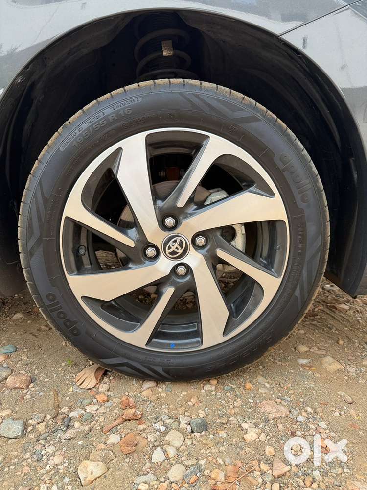 Toyota Glanza 2025 Amt Petrol Brand New Condition