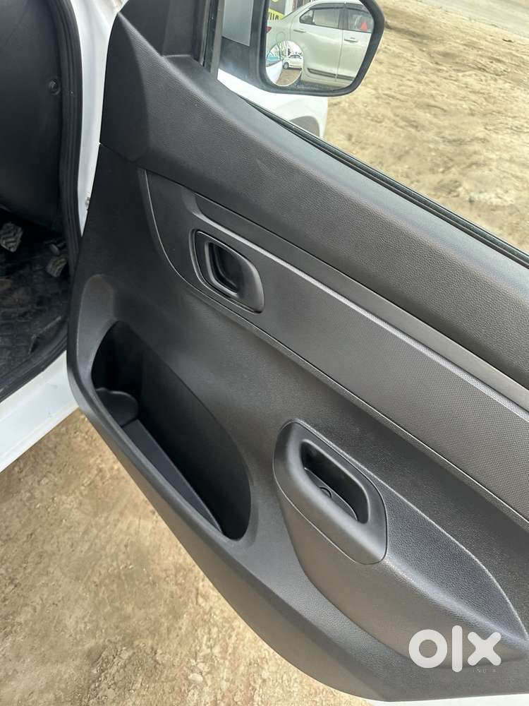 Renault Kwid 1.0 Rxt Optional, 2024, Petrol