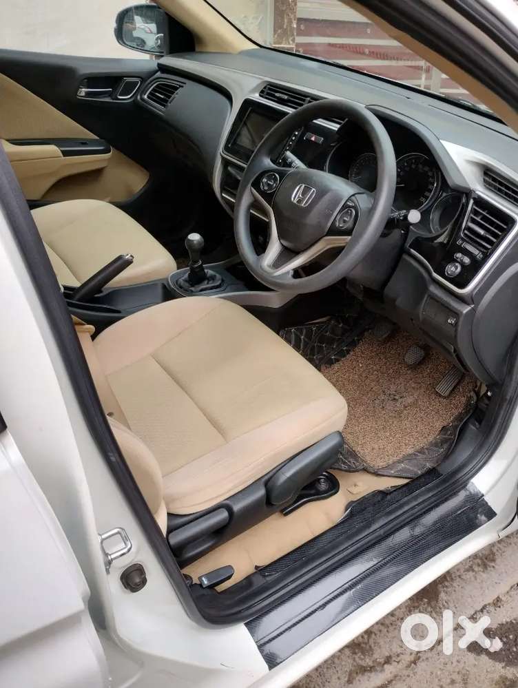 Honda City 2022 Petrol Well Maintained