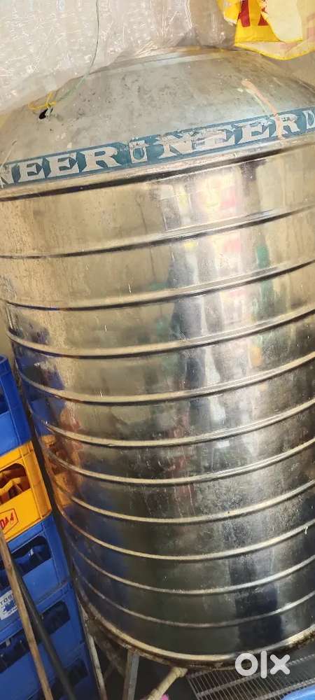 1000 l water tank