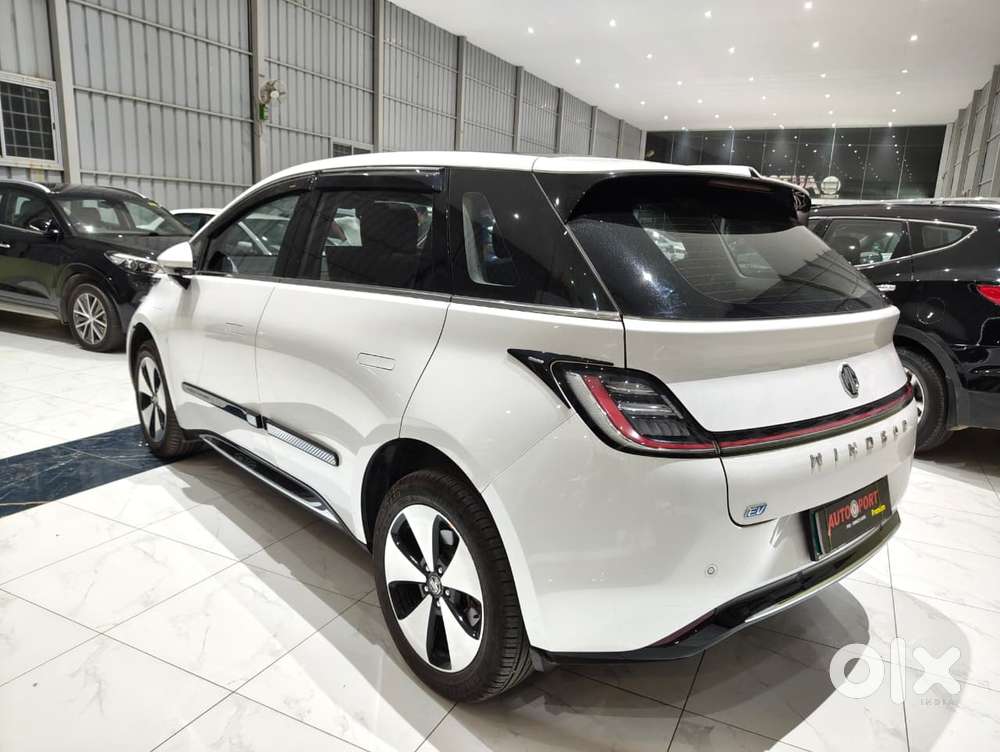 Mg Windsor Ev Essence, 2025, Electric
