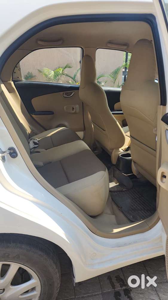 Honda Brio 2013-2016 Vx At, 2014, Petrol