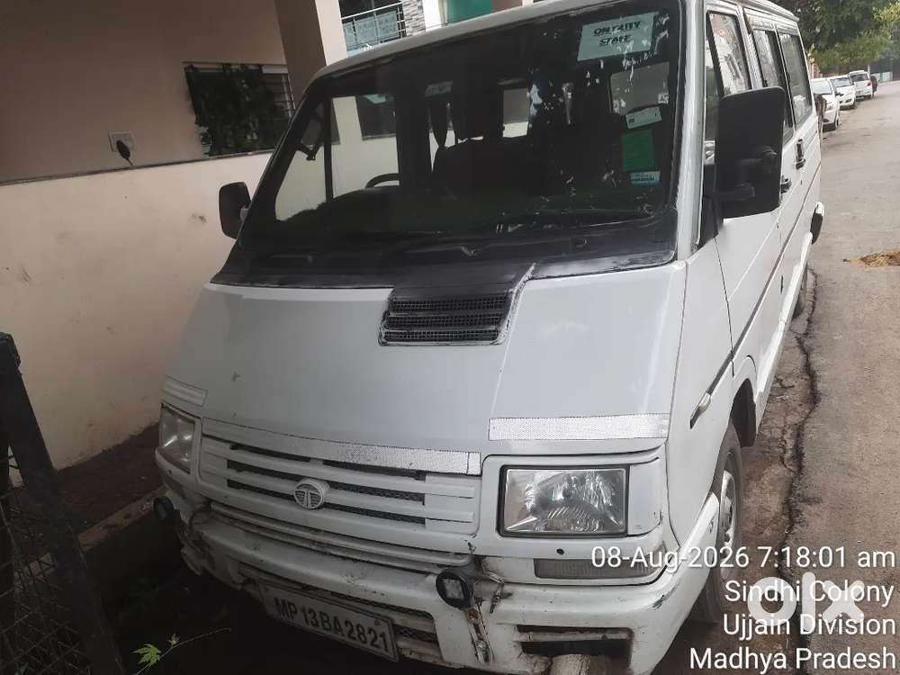 2015 Tata Winger Deluxe - Flat Roof