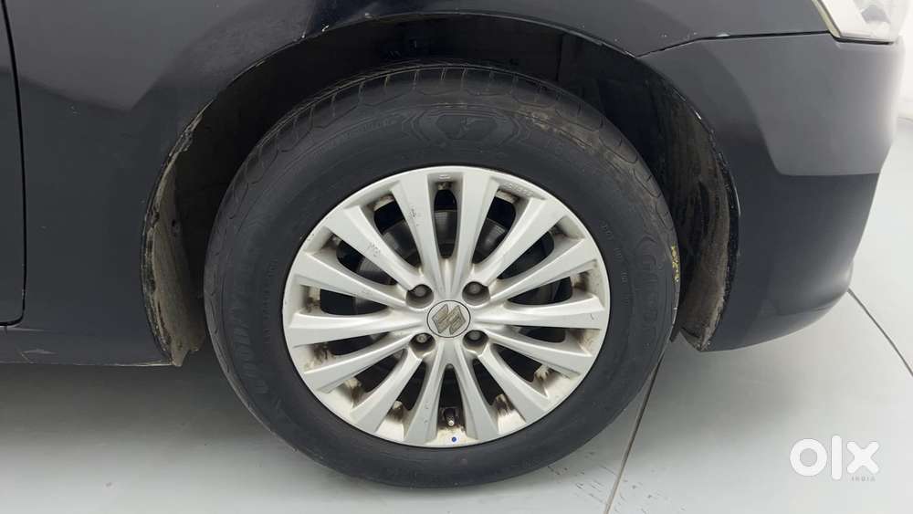 Maruti Suzuki Ciaz 2014-2017 At Zxi, 2015, Petrol