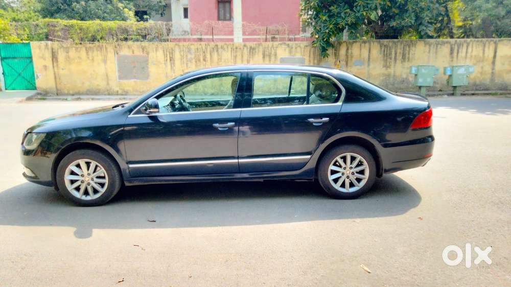 Skoda Superb 2013-2015 Elegance 1.8 Tsi Mt, 2015, Petrol