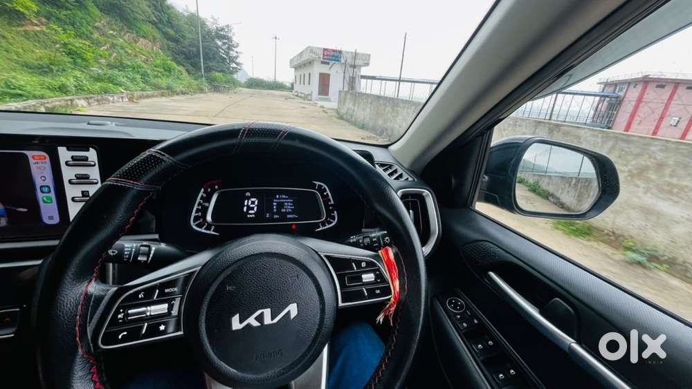 Kia Sonet Petrol 2024 With Sun Roof Well Maintained. Single Hand Use