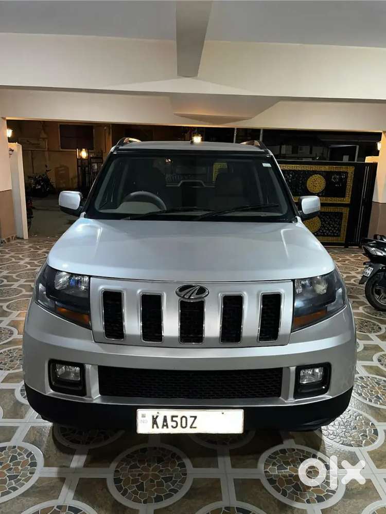 Mahindra Tuv 300 T10 2018 Model
